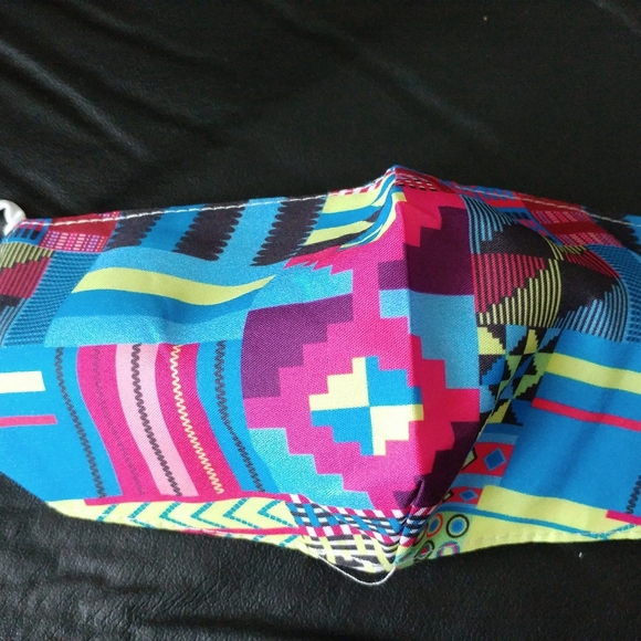 Facemask - Picture 4 of 7